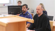 Obžalovaný Miroslav Černý u jihlavského okresního soudu. Obžalovaný Miroslav Černý u jihlavského okresního soudu.