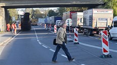 V pondělí ráno začala oprava hlavní výpadovky z Havlíčkova Brodu na Jihlavu. Po... V pondělí ráno začala oprava hlavní výpadovky z Havlíčkova Brodu na Jihlavu. Po...