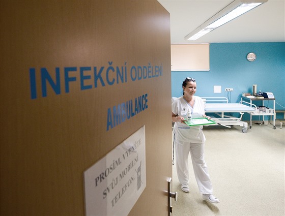 Infekní oddlení Krajské nemocnice v Liberci má kapacitu 24 lek. V pondlí...