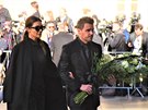 Dnešní den byl ve znamení posledního rozloučení s Karlem Gottem. Do katedrály svatého Víta na Pražském hradě dorazilo mnoho pozvaných osobností, mezi nimi např. hokejista Jaromír Jágr, moderátoři Leoš Mareš a Karel Šíp, zpěvák Janek Ledecký, tenista Radek Dnešní den byl ve znamení posledního rozloučení s Karlem Gottem. Do katedrály svatého Víta na Pražském hradě dorazilo mnoho pozvaných osobností, mezi nimi např. hokejista Jaromír Jágr, moderátoři Leoš Mareš a Karel Šíp, zpěvák Janek Ledecký, tenista Radek