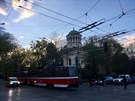 Děkuji za kresbu pražské tramvaje v Sofii. Posílám její fotku, letos na jaře, nedaleko centra Sofie v Pirotske ulici, kde jsem bydlela v ho(s)telu. Děkuji za kresbu pražské tramvaje v Sofii. Posílám její fotku, letos na jaře, nedaleko centra Sofie v Pirotske ulici, kde jsem bydlela v ho(s)telu.