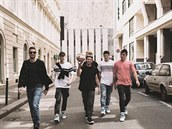 Sbírání designově originálních tenisek je totiž v tuzemsku stále populárnější.