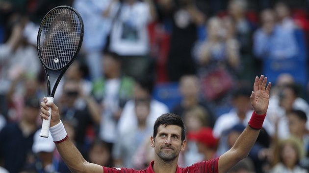 Novak Djokovi slav na turnaji v anghaji postup.