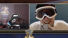 Profesionální hráč „Blitzchung“ vyjádři v livestreamu turnaje v Hearthstonu... Profesionální hráč „Blitzchung“ vyjádři v livestreamu turnaje v Hearthstonu...