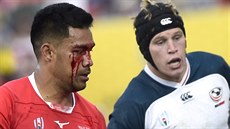 Krvavé zranní Atieli Pakalaniho z Tongy v utkání ragbyového MS proti USA.
