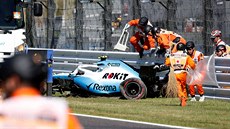 Robert Kubica po nehod v kvalifikaci Velké ceny Japonska formule 1.
