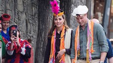 Návštěva nemocných dětí, prohlídka mešity i oficiality s pákistánskými... Návštěva nemocných dětí, prohlídka mešity i oficiality s pákistánskými...