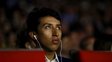 Egan Bernal sleduje, jaká bude Tour de France v roce 2020. Egan Bernal sleduje, jaká bude Tour de France v roce 2020.