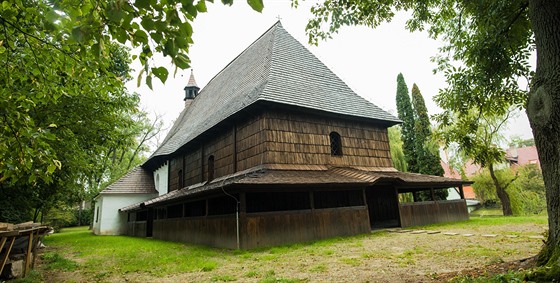 Ve Valaském Meziíí oteveli restaurovaný kostel Nejsvtjí Trojice.
