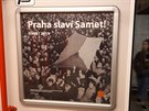 Fotografie Jana Šibíka jako upoutávka na blížící se 30. výročí Sametové revoluce. Fotografie Jana Šibíka jako upoutávka na blížící se 30. výročí Sametové revoluce.