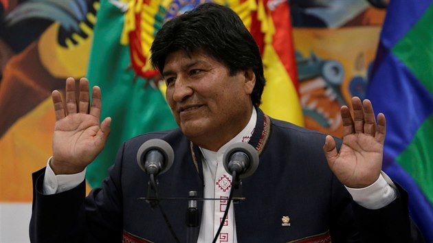 Bolvijsk prezident Evo Morales mluv na tiskov konferenci v palci La Casa Grande del Pueblo v La Paz. (25. jna 2019)