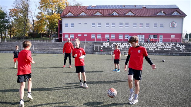 Fotbalov Trninkov centrum mldee kupuje Brno za 46 milion korun.