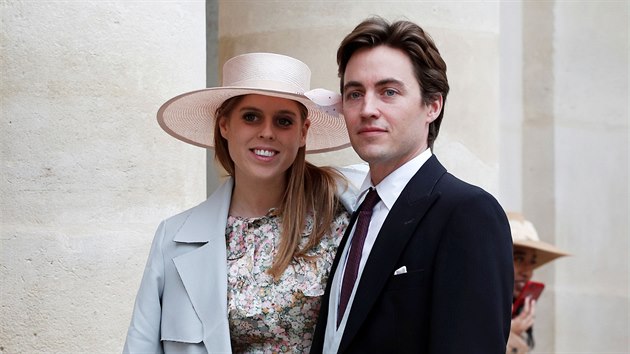 Britsk princezna Beatrice a Edoardo Mapelli Mozzi na svatb Jeana-Christopha Napoleona Bonaparta a Olympie von Arco-Zinneberg (Pa, 19. jna 2019)