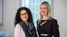 Asistentka pedagoga Petra Kovalová ze ZŠ Vinařská v Ústí nad Labem (vlevo) a... Asistentka pedagoga Petra Kovalová ze ZŠ Vinařská v Ústí nad Labem (vlevo) a...