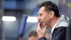 Hradecký trenér Vladimír Růžička. Hradecký trenér Vladimír Růžička.