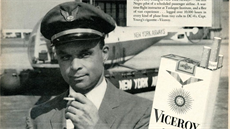 Časopisová reklama na cigarety Viceroy s doporučením od Perryho Younga, vůbec... Časopisová reklama na cigarety Viceroy s doporučením od Perryho Younga, vůbec...