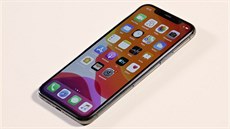 OLED panelem je osazena i dvojice nových iPhonů 11 Pro OLED panelem je osazena i dvojice nových iPhonů 11 Pro