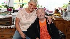 Manželství herce, který za svůj život odehrál přes tři sta padesát filmových,... Manželství herce, který za svůj život odehrál přes tři sta padesát filmových,...