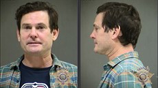 Henry Thomas na policejním snímku (Washington, 21. října 2019) Henry Thomas na policejním snímku (Washington, 21. října 2019)