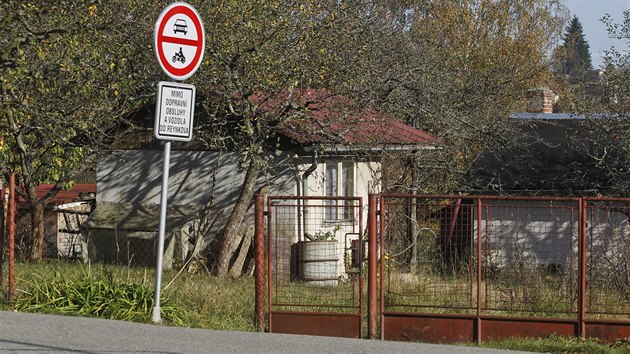 Takto dnes vypad havlkobrodsk zahrdksk kolonie Na Nebi. Ovem nahradit ji m bytov vstavba a tak parkovit.