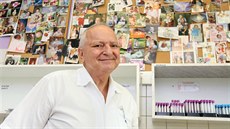 Profesor Karel Indrák, někdejší přednosta Hemato-onkologické kliniky Fakultní... Profesor Karel Indrák, někdejší přednosta Hemato-onkologické kliniky Fakultní...