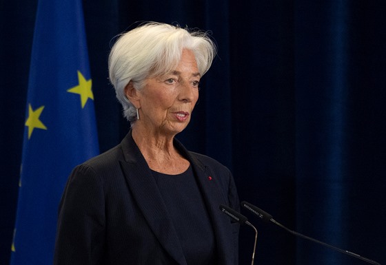 Jmenovaná prezidentka Evropské centrální banky bhem svého projevu (28. íjna...
