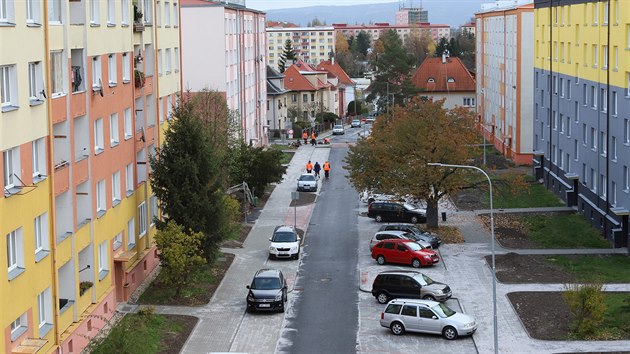 Zven potu parkovacch mst v chebsk ulici V Zahradch.