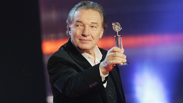 Karel Gott, Slavík Karel Gott, Slavík