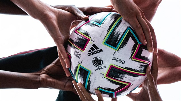 Adidas Uniforia, oficiln m mistrovstv Evropy 2020.