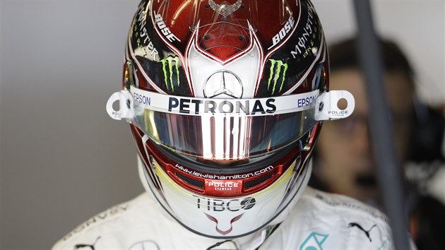Lewis Hamilton z Mercedesu bhem trnink v Austinu