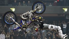 Exhibice ve freestyle motokrosu FMX Gladiator Games. Vitěz David Rinaldo z... Exhibice ve freestyle motokrosu FMX Gladiator Games. Vitěz David Rinaldo z...