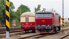Lokomotiva 749.253 (T 478.1215) při obratu v Rakovníku Lokomotiva 749.253 (T 478.1215) při obratu v Rakovníku