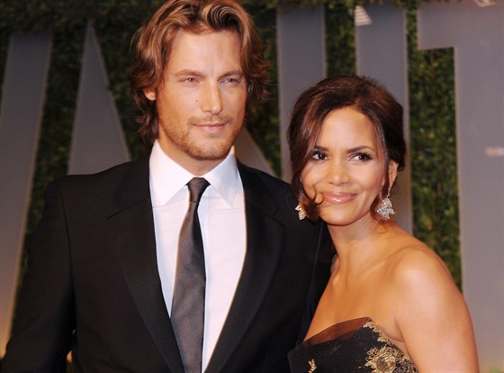 Gabriel Aubry a Halle Berry (22. února 2009)