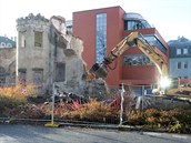 Demolice jabloneckého zámečku (19. listopadu 2019) Demolice jabloneckého zámečku (19. listopadu 2019)