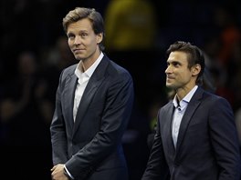 Tom Berdych (vlevo) a panl David Ferrer bhem slavnostnho ceremonilu na...