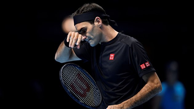 Roger Federer v utkn s Novakem Djokoviem.