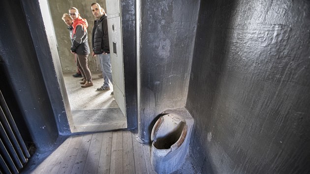 Prohlídka bývalé věznice v Mladé Boleslavi, která sloužila v době komunistického režimu. (16. listopadu 2019)