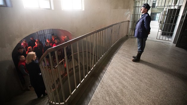 Prohlídka bývalé věznice v Mladé Boleslavi, která sloužila v době komunistického režimu. (16. listopadu 2019)