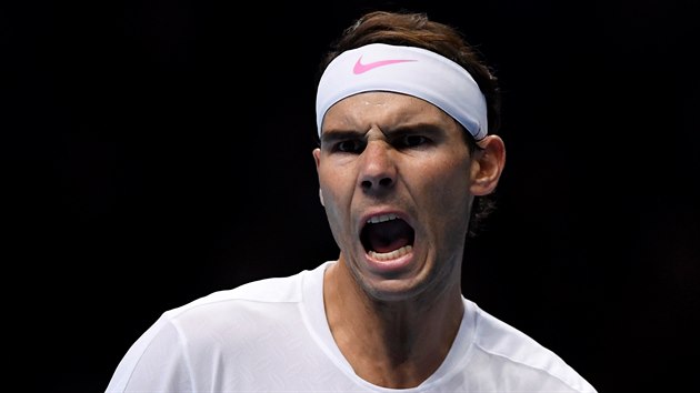 Rafael Nadal se raduje z povedenho deru na londnskm Turnaji mistr.