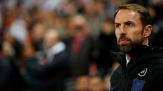 Trenér Gareth Southgate ped tisícím utkání anglické fotbalové reprezentace....