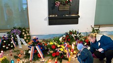 Památník 17. listopadu 1989 na pražské Národní třídě. Památník 17. listopadu 1989 na pražské Národní třídě.