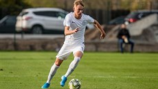 Adam Karabec, nejvýraznější z talentů sparťanské mládeže. V šestnácti nastupuje... Adam Karabec, nejvýraznější z talentů sparťanské mládeže. V šestnácti nastupuje...