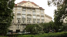 Krásný byt v pražské Maiselově ulici, kde Jiří bydlel, dřív obývala... Krásný byt v pražské Maiselově ulici, kde Jiří bydlel, dřív obývala...