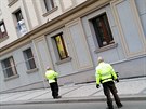Aktuální foto z Dejvic Policie pomáhá a chrání nejen lidi, ale i papouška. Aktuální foto z Dejvic Policie pomáhá a chrání nejen lidi, ale i papouška.