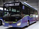 Veletrh Czechbus 2019 připravil návštěvníkům přehlídku nejnovějších autobusů se všemi moderními prvky, bez kterých se žádný dopravce dnes neuplatní v městské i dálniční přepravě. Vystaveny jsou i autobusy s elektrickým pohonem, ale i historický autobus Ta Veletrh Czechbus 2019 připravil návštěvníkům přehlídku nejnovějších autobusů se všemi moderními prvky, bez kterých se žádný dopravce dnes neuplatní v městské i dálniční přepravě. Vystaveny jsou i autobusy s elektrickým pohonem, ale i historický autobus Ta