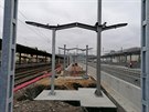 Ve čtvrtek 12. prosince bude pro cestující otevřené čtvrté nástupiště ve stanici Praha - Vršovice. Jeho délka je 220 metrů, zastřešená část má 118 metrů. Ve čtvrtek 12. prosince bude pro cestující otevřené čtvrté nástupiště ve stanici Praha - Vršovice. Jeho délka je 220 metrů, zastřešená část má 118 metrů.