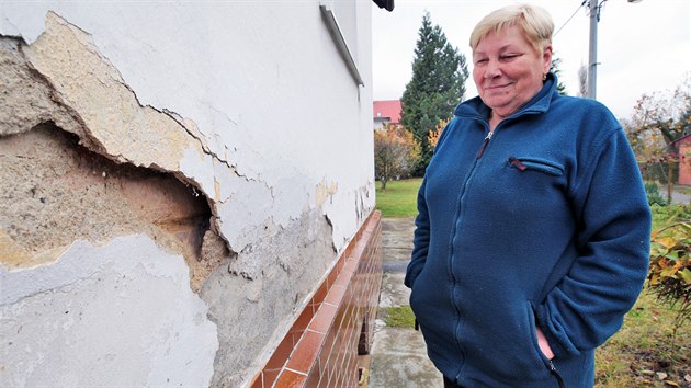 Marie Hájková a další majitelé domů v Dolních Pochlovicích, místní části... Marie Hájková a další majitelé domů v Dolních Pochlovicích, místní části...