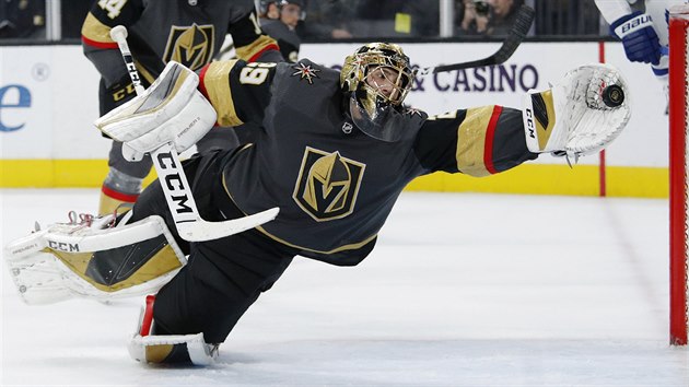 Ohromný zákrok Marca-Andrého Fleuryho z Vegas Golden Knights. I díky němu... Ohromný zákrok Marca-Andrého Fleuryho z Vegas Golden Knights. I díky němu...