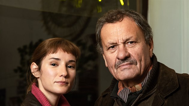 Eliška Křenková a Miroslav Krobot v příběhu Nonstop lahůdky Eliška Křenková a Miroslav Krobot v příběhu Nonstop lahůdky