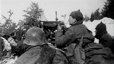 Zimní válka 1939 - 1940, sovětští kulometčíci. Zimní válka 1939 - 1940, sovětští kulometčíci.